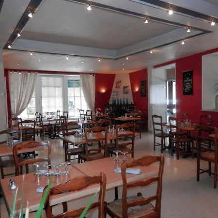 Hotel Le Lion D'Or La Chaise-Dieu Zewnętrze zdjęcie