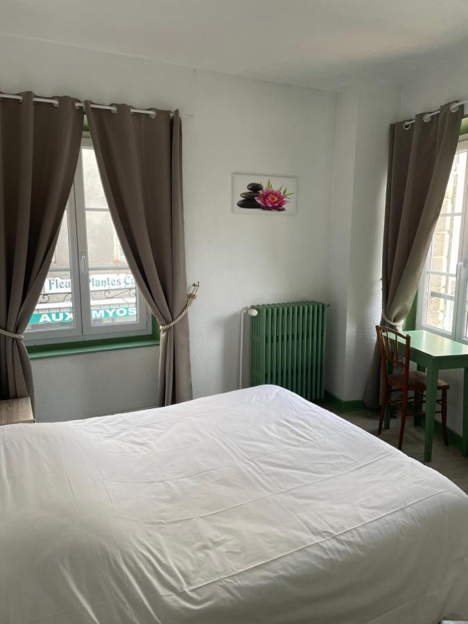 Hotel Le Lion D'Or La Chaise-Dieu Zewnętrze zdjęcie